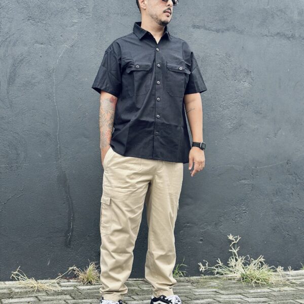 CAMISA WORKSHIRT PRETA